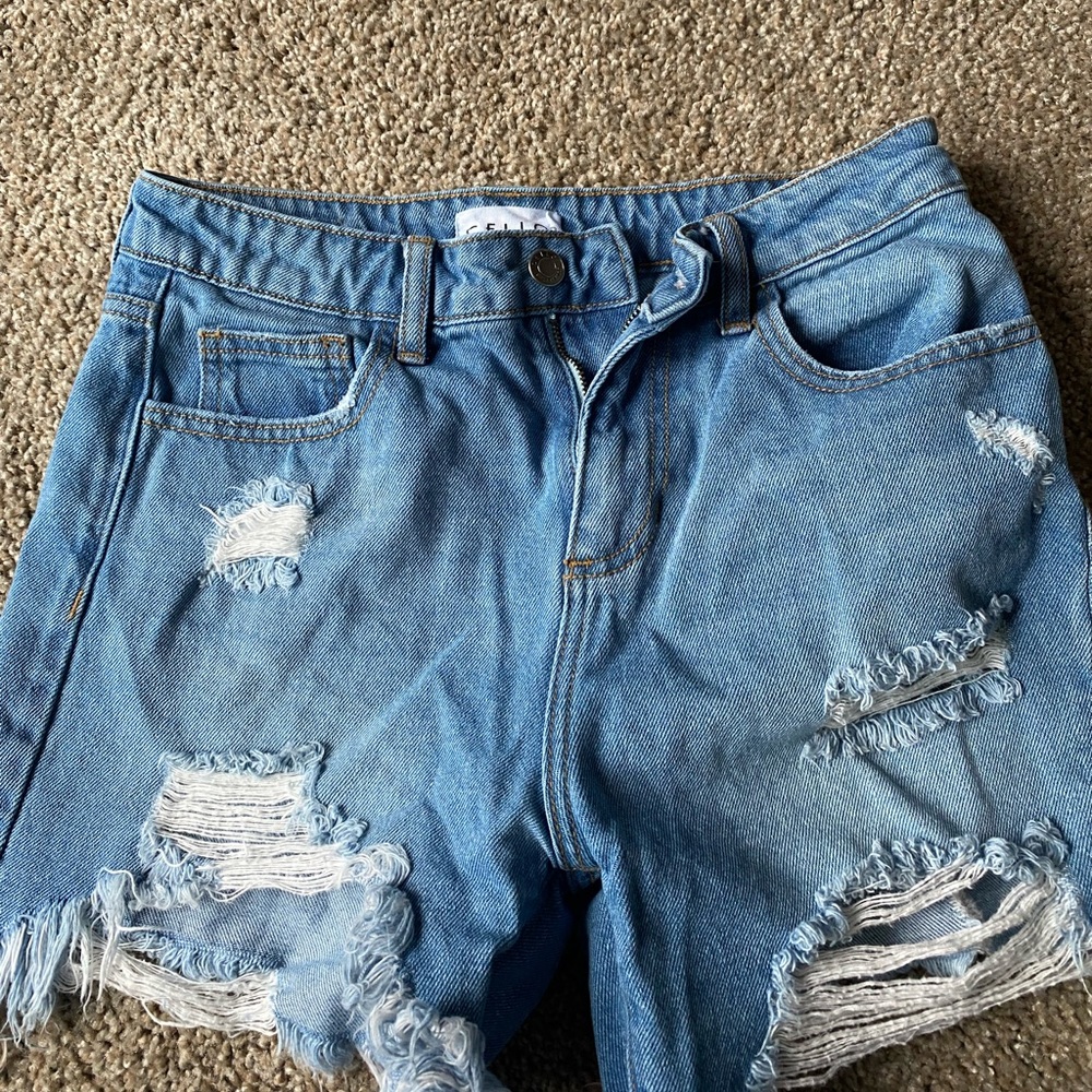 Size small cello shorts super cute